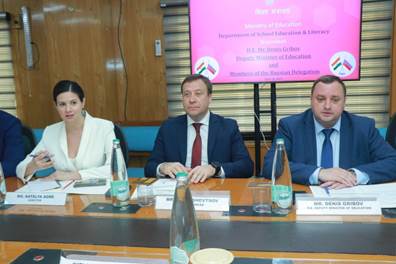 Charting New Horizons: India and Russia Forge Educational Bonds. 4 Charting New Horizons - India and Russia Forge Educational Bonds - 2