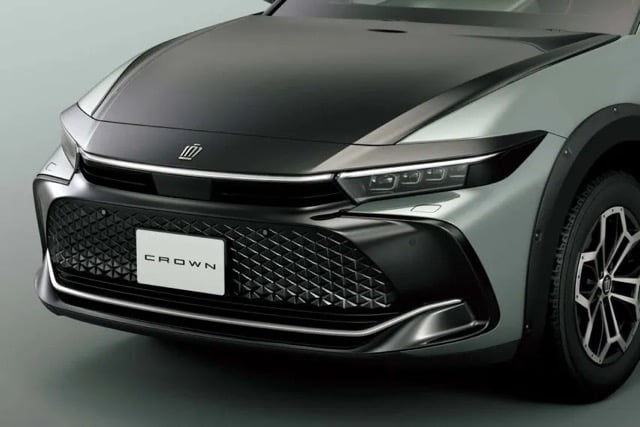Toyota Crown Crossover RS Landscape Special Edition Unveiled - A Fusion of Luxury and Adventure - 4
